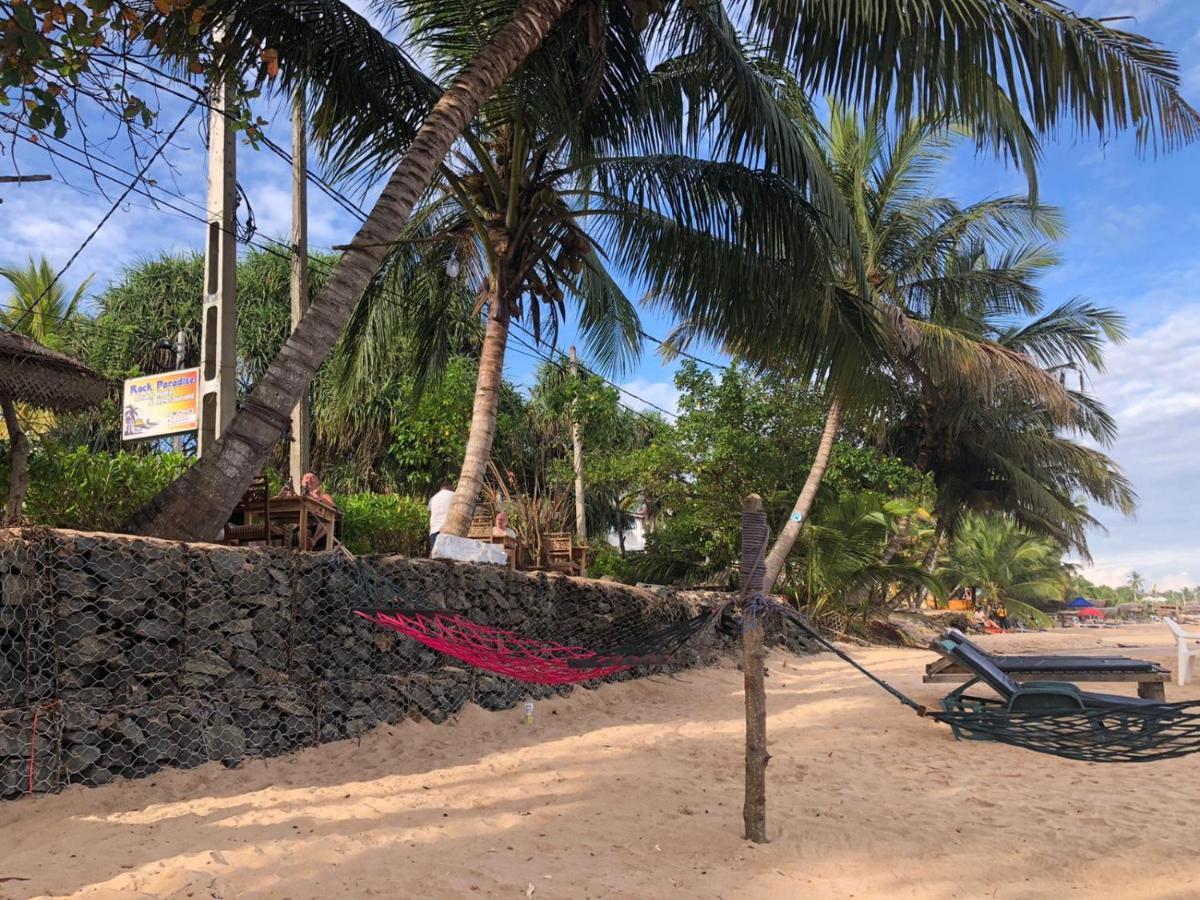 Rock Paradise Beach Hotel & Restaurent Tangalle Exterior foto